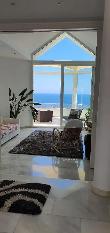 Al Lado Del Mar 