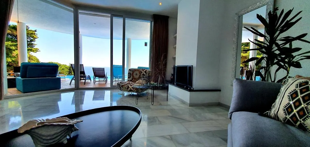 Al Lado Del Mar 