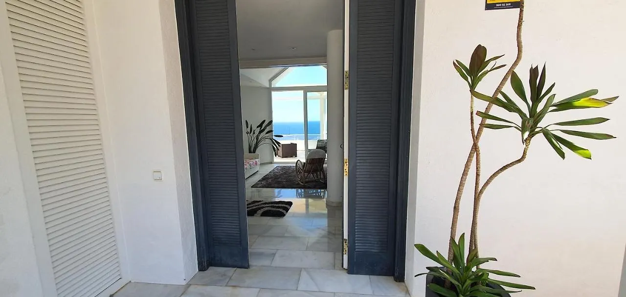 Al Lado Del Mar 