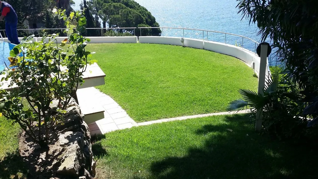 Al Lado Del Mar 